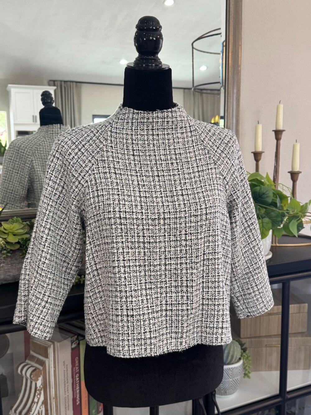 Zara Woman Cream & Black Boucle Top with 1/4 Back Zip and 3/4 Sleeves - Size M